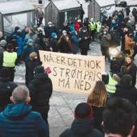 Bilde Demonstrerte for høyere priser